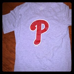 ⚾️PHILLIES⚾️ Large boys tee. Worn once!